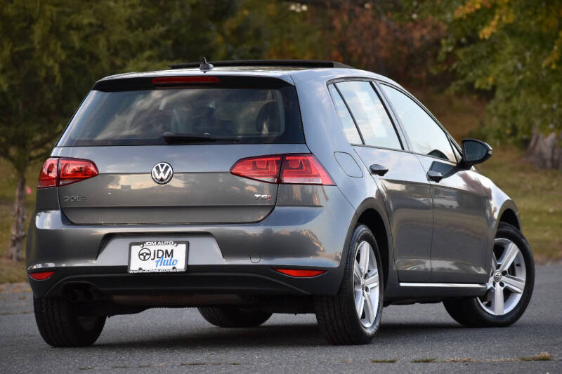 2017 Volkswagen Golf TSI SE