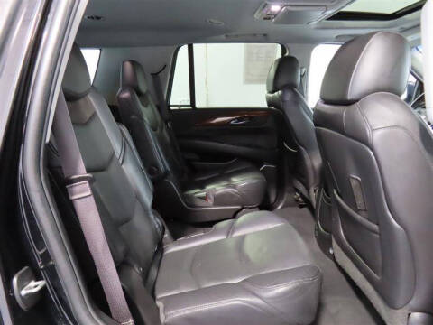 2016 Cadillac Escalade Luxury Collection