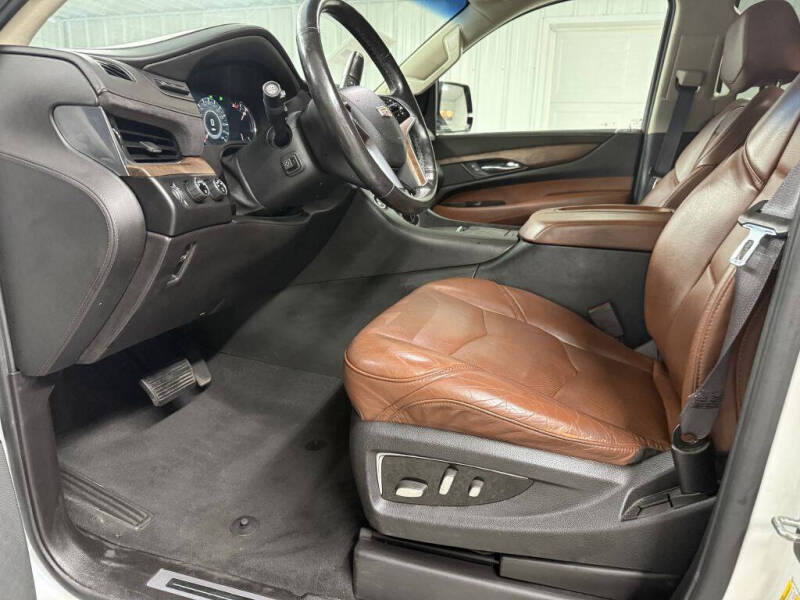 2016 Cadillac Escalade Premium Collection