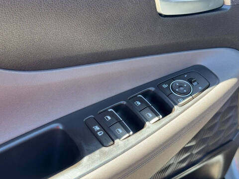 2019 Hyundai Santa Fe SE 2.4L