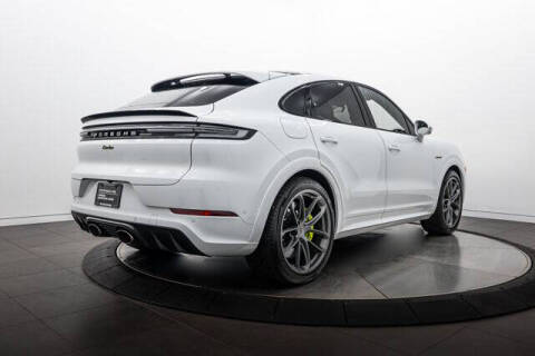 2025 Porsche Cayenne Turbo E-Hybrid Coupe