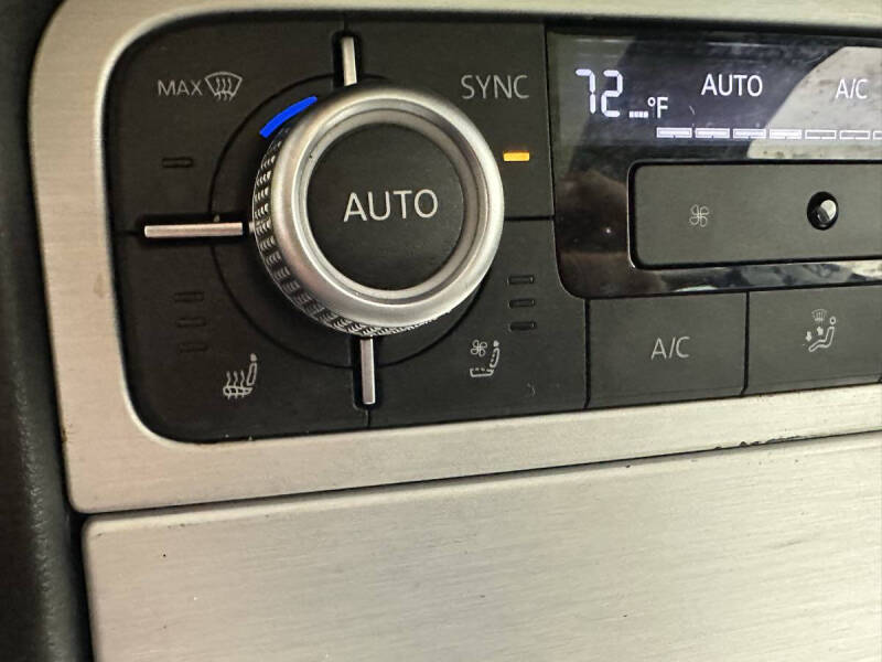 2017 Volkswagen Touareg V6 Wolfsburg