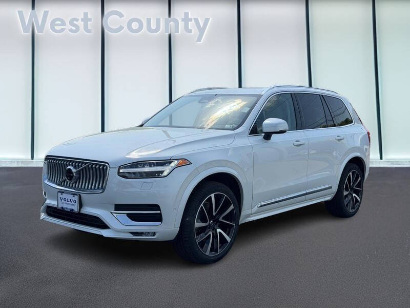 2023 Volvo XC90 B5 Plus Bright Theme