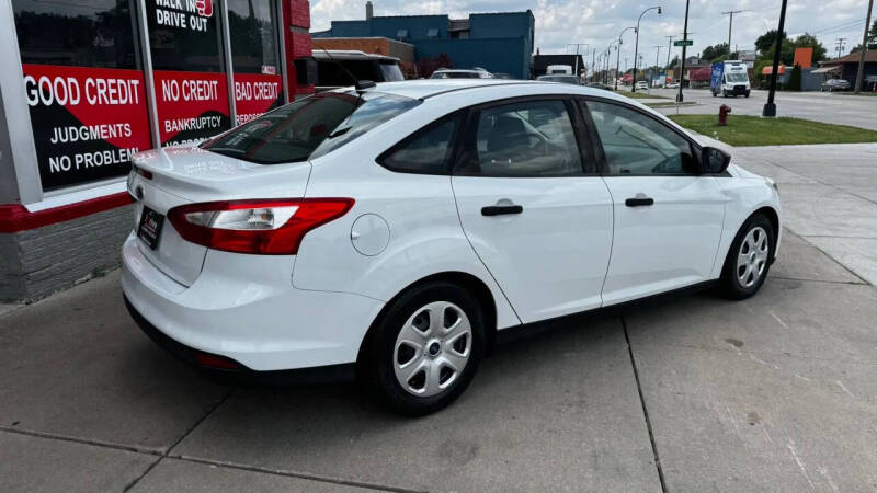2014 Ford Focus S
