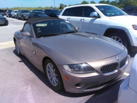 2005 BMW Z4 for sale at NORTH CHICAGO MOTORS INC in North Chicago IL