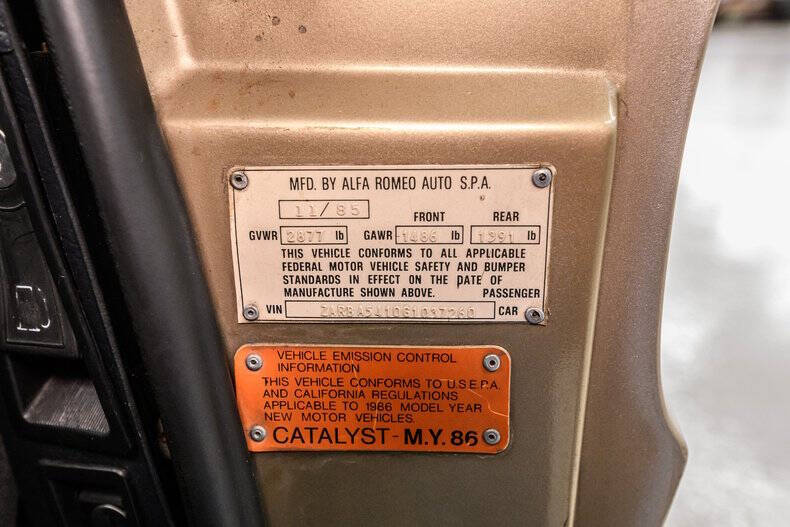 1986 Alfa Romeo Spider Veloce