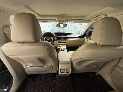 2013 Lexus ES 300h