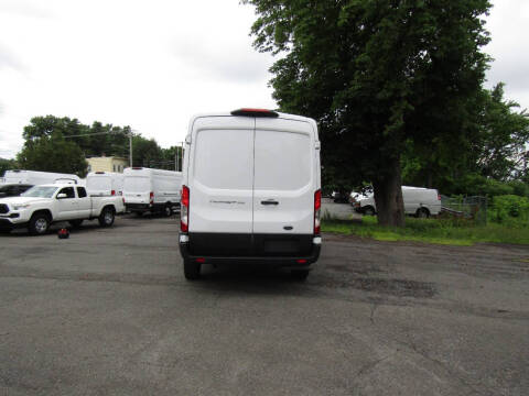 2025 Ford Transit 250