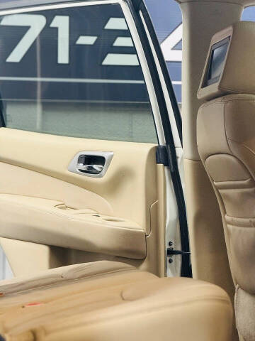 2013 Nissan Pathfinder Platinum