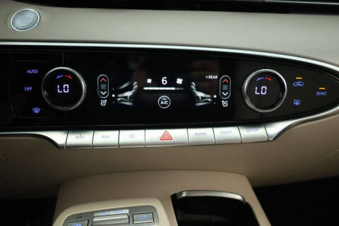 2022 Genesis GV70 2.5T Standard