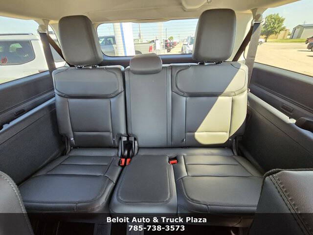 2027 Ford Expedition MAX Active