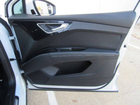 2022 Audi Q4 e-tron quattro Premium Plus 50