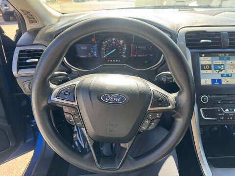 2017 Ford Fusion Hybrid SE