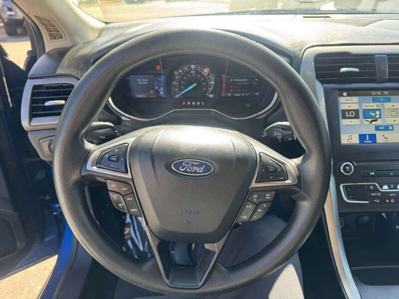 2017 Ford Fusion Hybrid SE