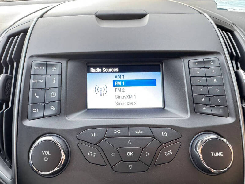 2019 Ford Edge SE