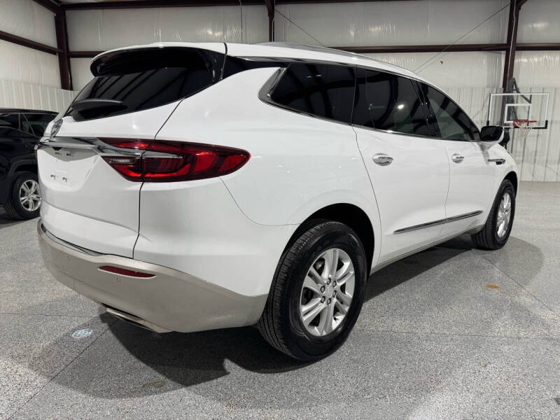 2021 Buick Enclave Premium photo 2