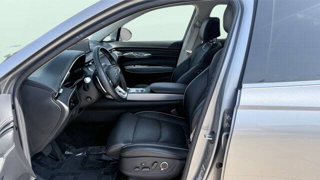 2023 Genesis Electrified GV70