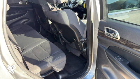 2012 Jeep Grand Cherokee Laredo