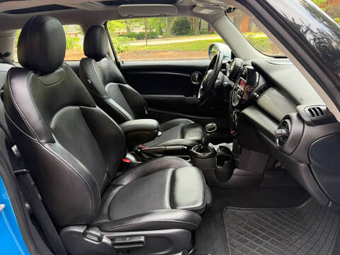 2015 MINI Hardtop 2 Door Cooper