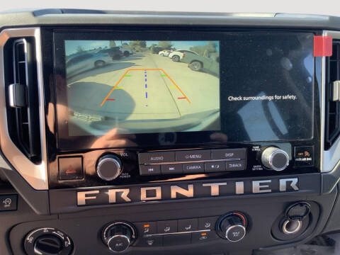 2025 Nissan Frontier SV