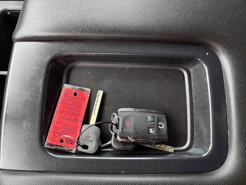 2017 Chevrolet Silverado 1500 LT