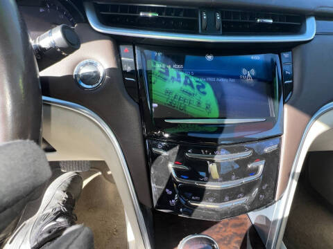 2014 Cadillac XTS Luxury Collection