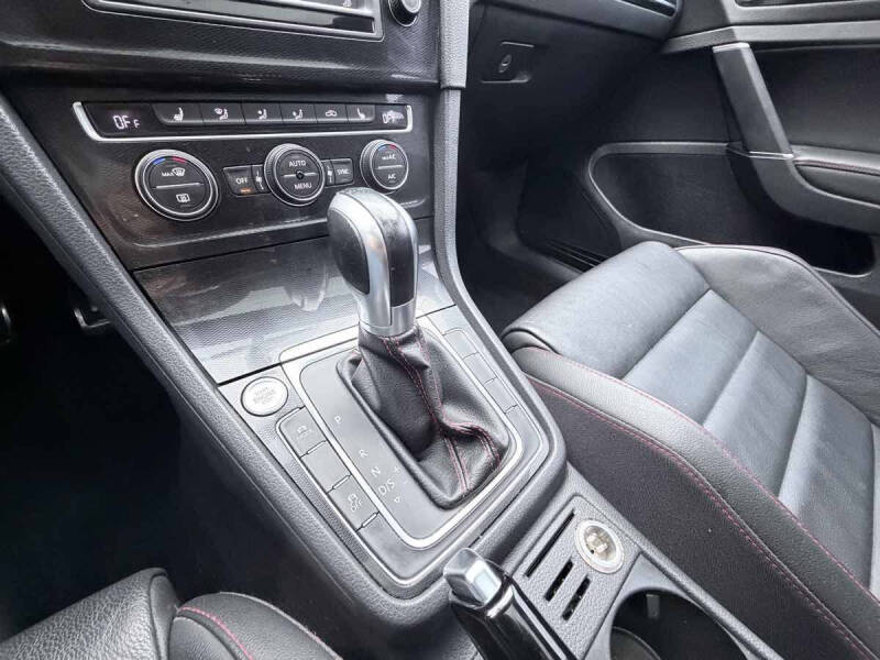 2016 Volkswagen Golf GTI