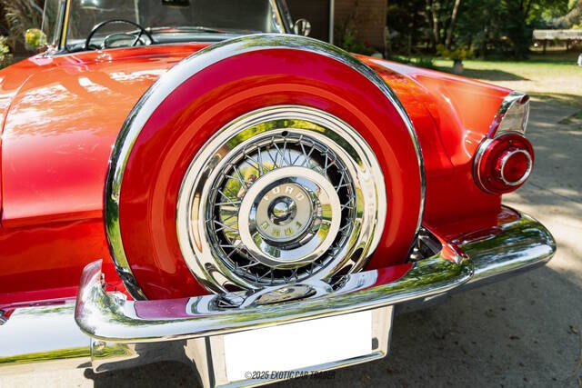 1956 Ford Thunderbird