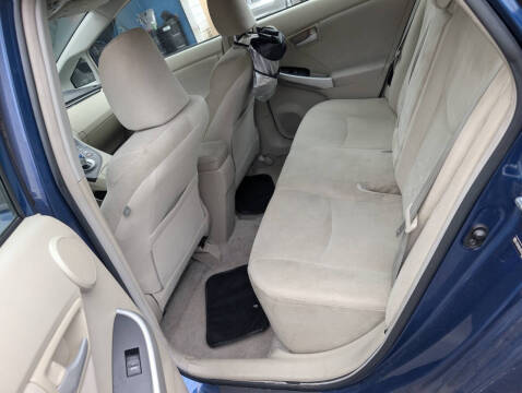 2010 Toyota Prius III
