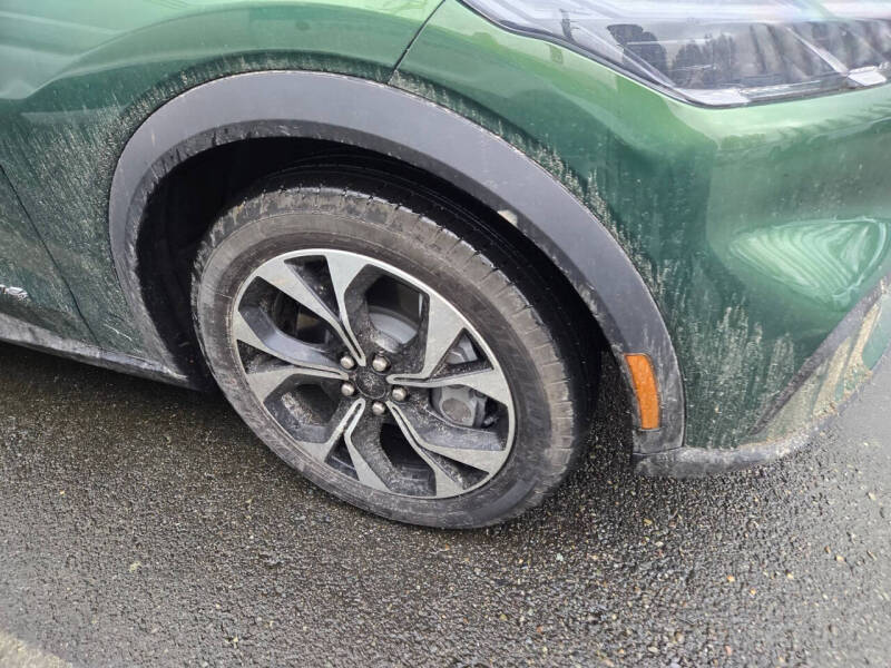 2025 Ford Mustang Mach-E Select