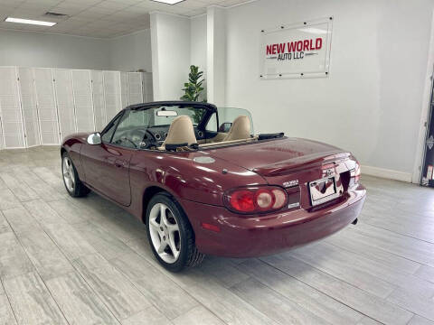2003 Mazda MX-5 Miata
