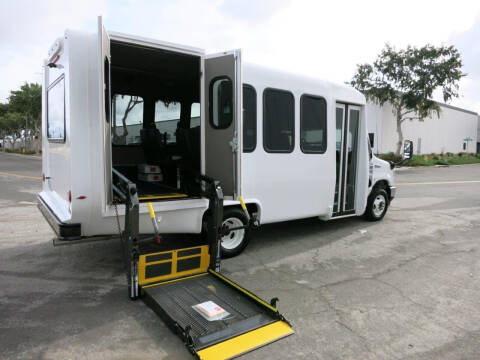 2024 Ford E-450