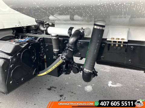 2016 Freightliner M2 106