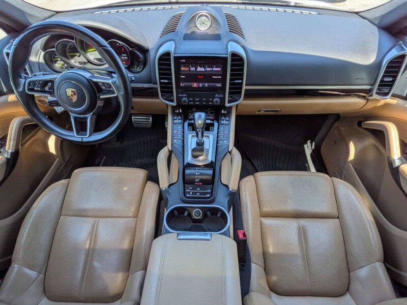 2017 Porsche Cayenne