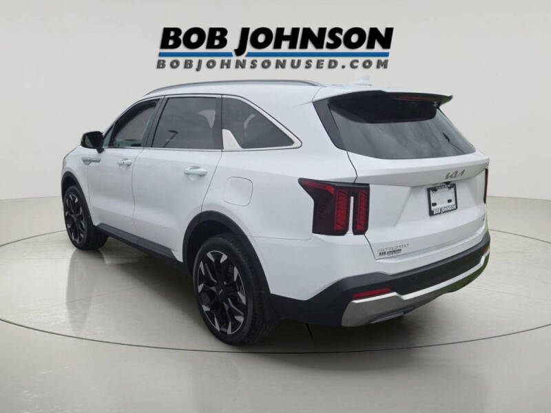 2025 Kia Sorento X-Line EX