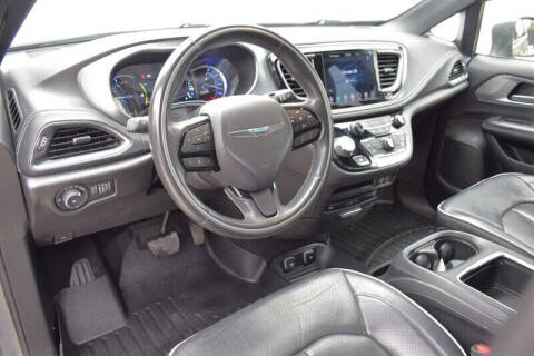 2020 Chrysler Pacifica Hybrid
