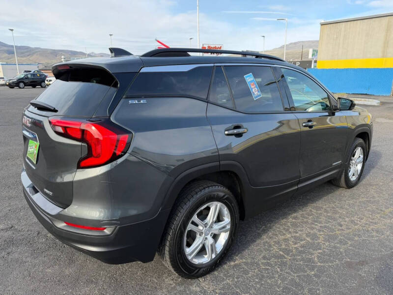 2020 GMC Terrain SLE