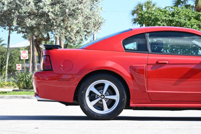 2004 Ford Mustang Mach 1 Premium