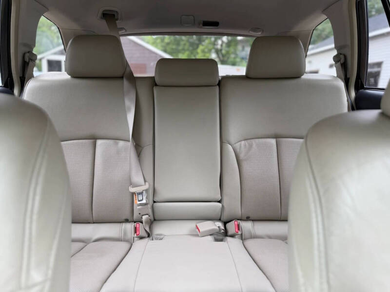 2011 Subaru Outback 2.5i Limited