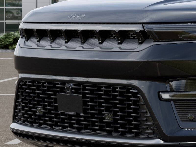 2026 Jeep Grand Wagoneer L Summit Obsidian