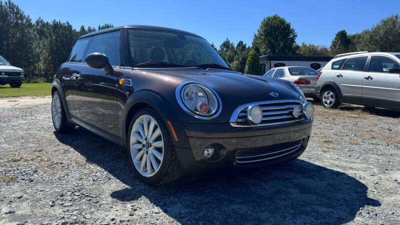 2010 MINI Cooper Base photo 2