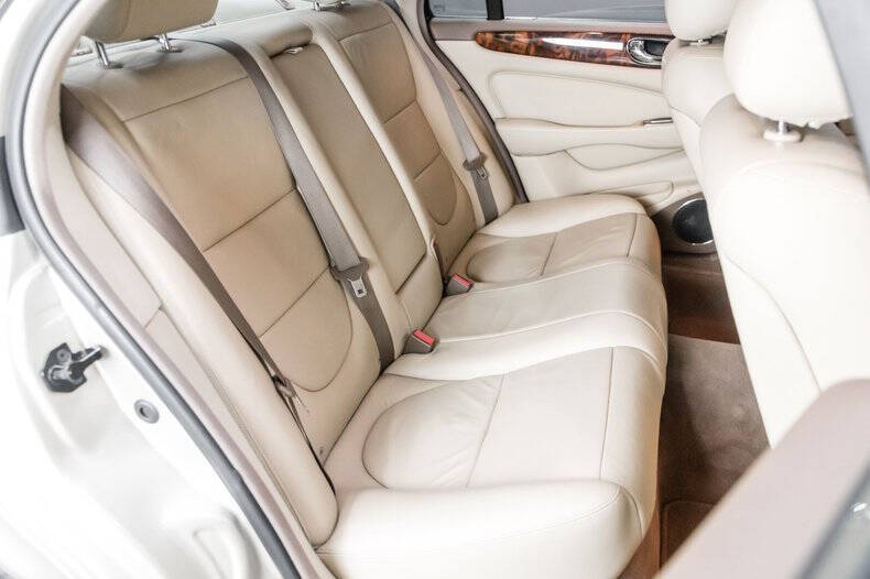 2006 Jaguar XJ-Series XJ8