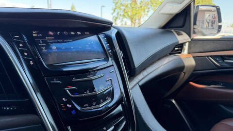 2019 Cadillac Escalade Premium Luxury