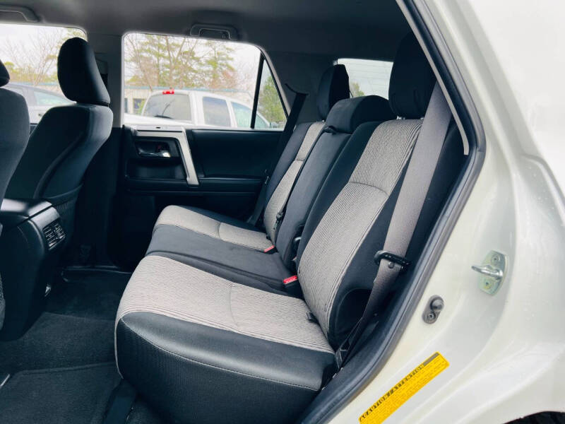 2023 Toyota 4Runner SR5