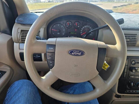 2005 Ford Freestar SES