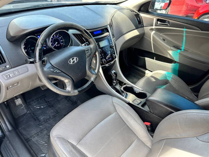 2012 Hyundai Sonata Hybrid