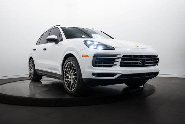 2023 Porsche Cayenne S Platinum Edition