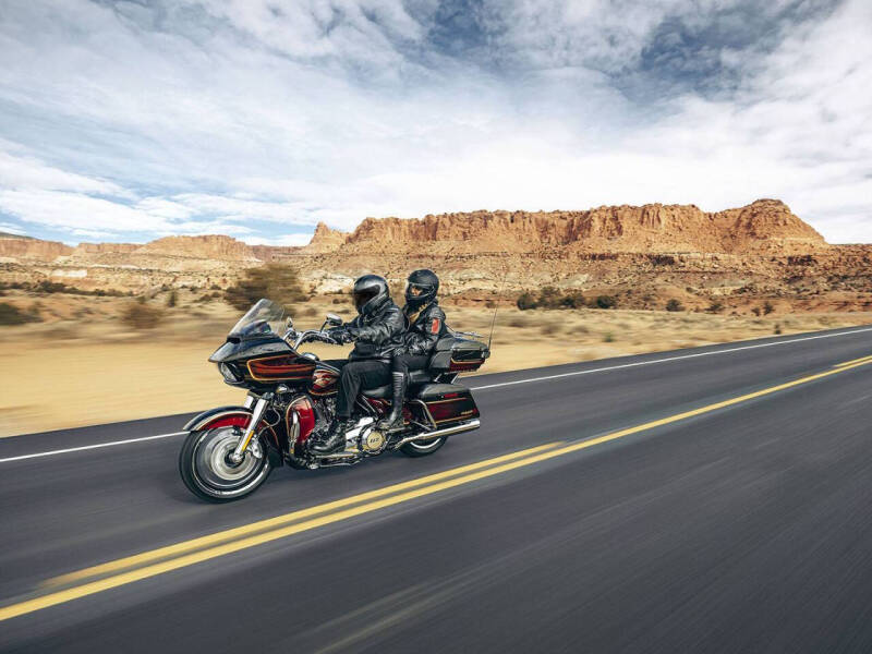 2023 Harley-Davidson CVO Road Glide Limited Anniver