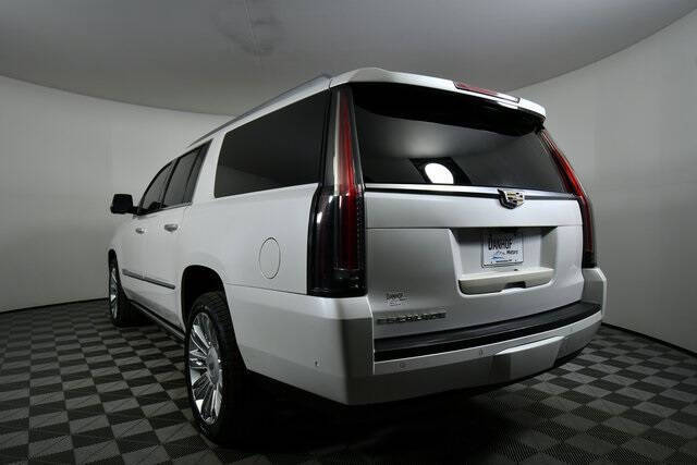 2019 Cadillac Escalade ESV Platinum