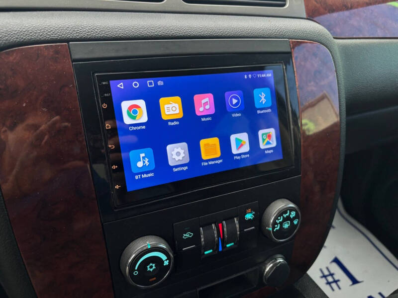 2011 Chevrolet Avalanche LS